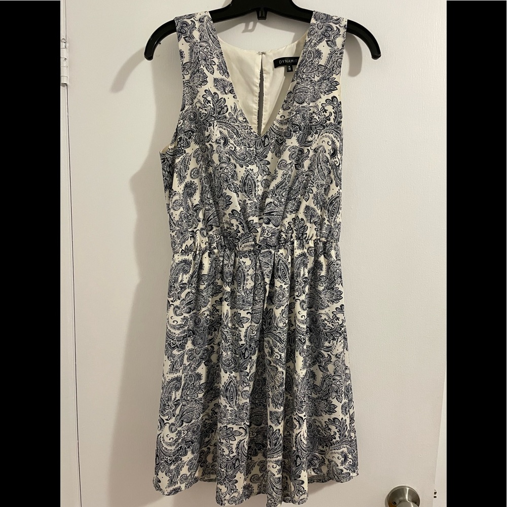 Dynamite Midi Patterned Dress 🔅 Medium